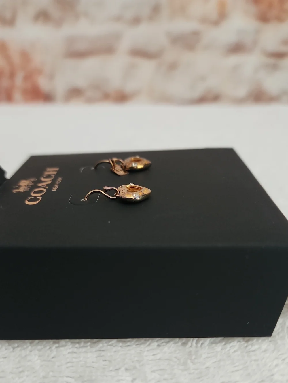 New Coach Heart Drop Earrings - Picture 4 of 8